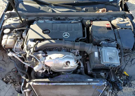 2021 Mercedes-Benz A 220 4Matic z USA, uszkodzony, nr VIN W1K3G4FB4MJ286675